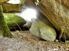 Un des  abris- sous roche du Palolithique suprieur 